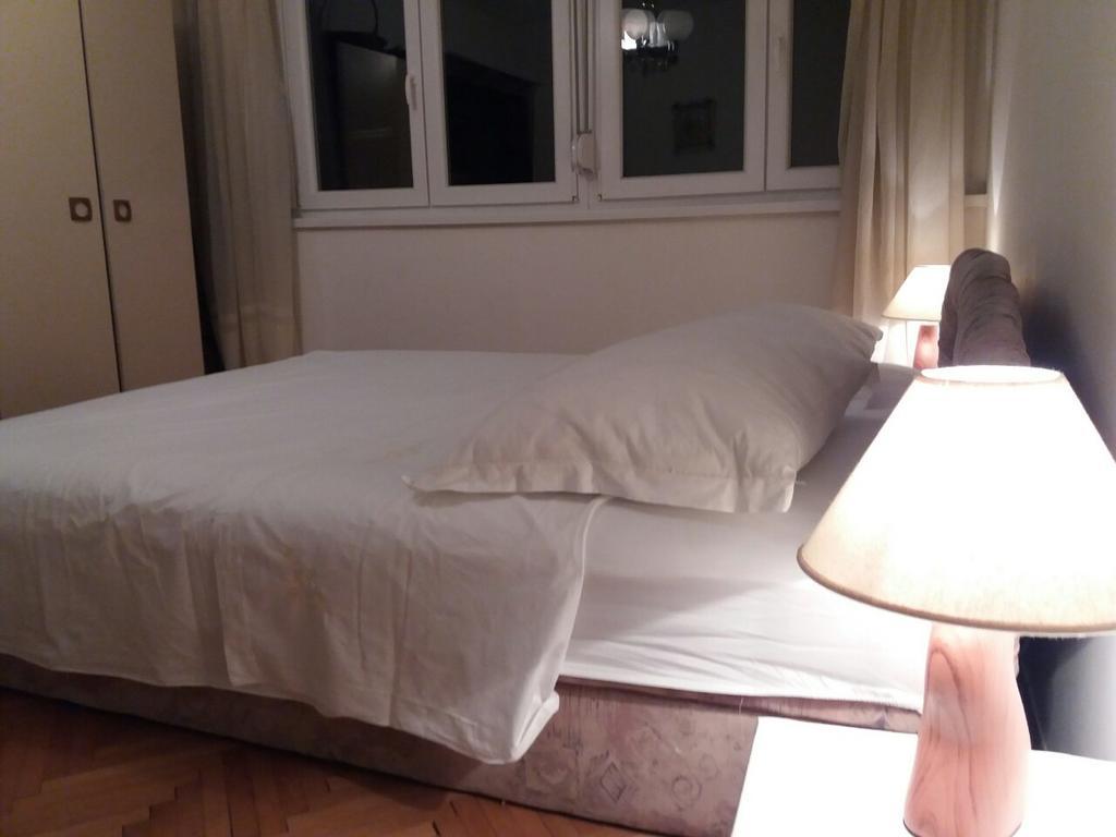 Sime Apartment *